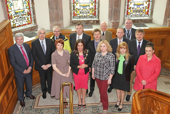 The Mayor Councillor Elisha McCallion, at the Guildhall to greet a group from the Ukraine, visiting Northern Ireland on a economic development study of the province. 2215-7590MT.